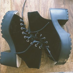 BRAND NEW Nasty Gal Platform Heel Sandal